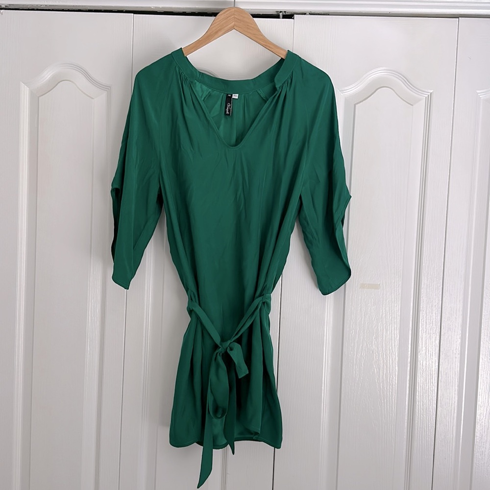 Viereck Hot Sake 100% silk dress